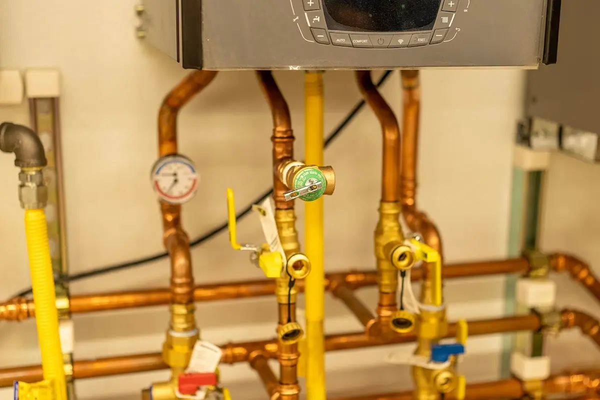 Licensed technician providing Pipe Repair for a homeowner in District Heights